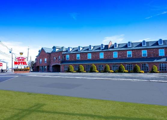 Post Road Inn Motel 1