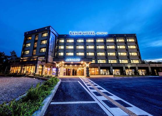 Leslie Hotel 1