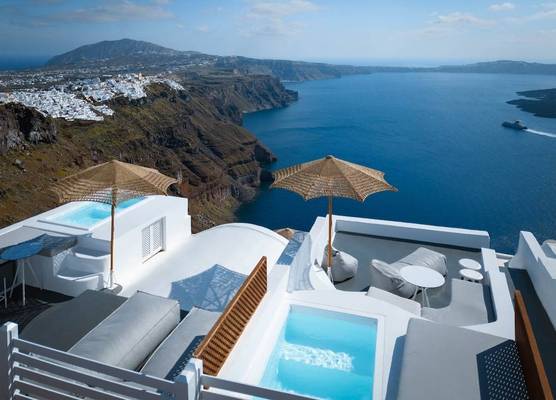 Cilon Suites Santorini 1