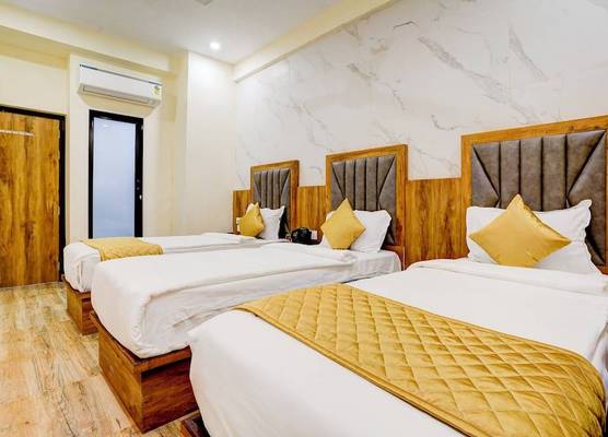 HOTEL BREEZE BAY 1
