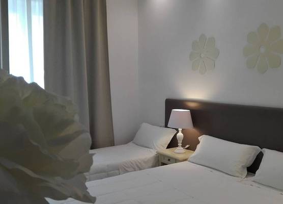 FLOS Guest House 1
