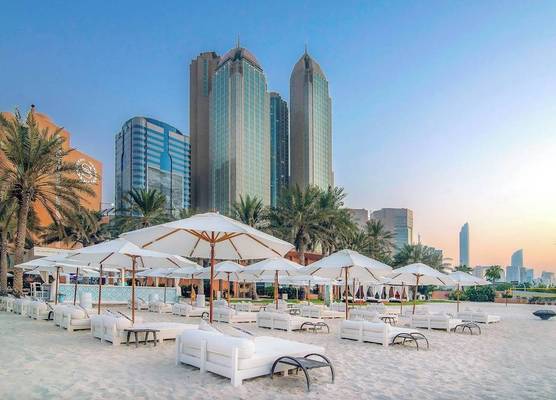 Sheraton Abu Dhabi Hotel & Resort 1
