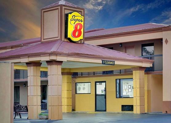 Super 8 by Wyndham Athens 1