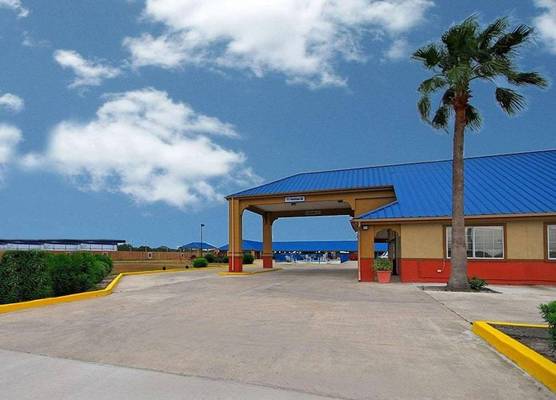 Americas Best Value Inn Sinton 1