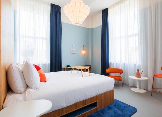 Vie Via - Your Hotel 1