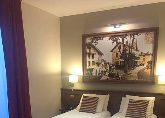 Hotel-Café du Trinquet 1