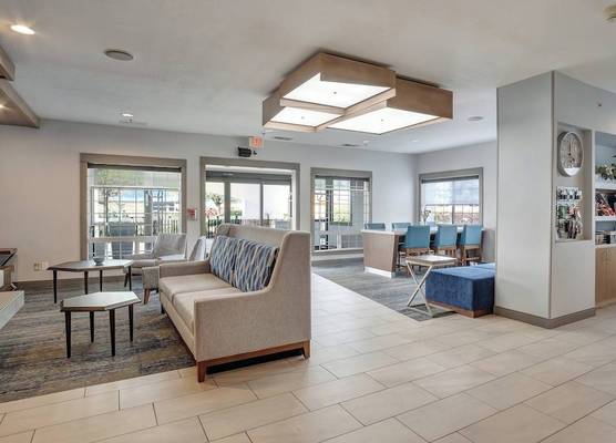 Holiday Inn Express PORTLAND EAST - TROUTDALE by IHG 1