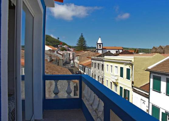 Porto Pim Guest House 1