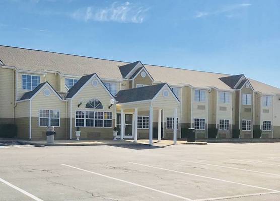 Microtel Inn & Suites by Wyndham Tuscaloosa East 1