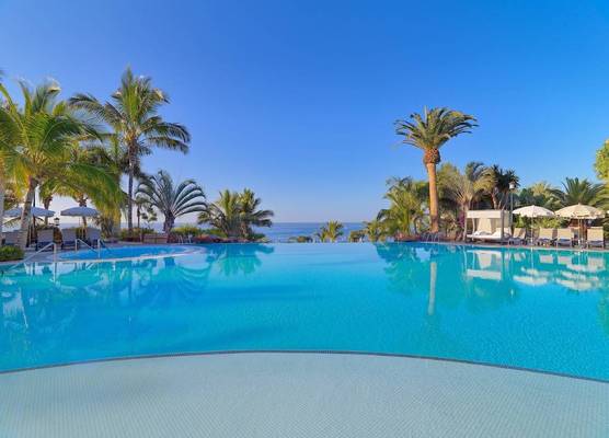 Adrián Hoteles Roca Nivaria 1