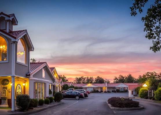 Village Haven Inn & Extended Stay 1