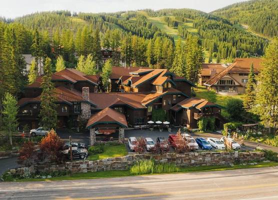 Kandahar Lodge at Whitefish Mountain Resort 1