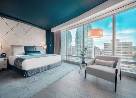 Paradox Vancouver 1