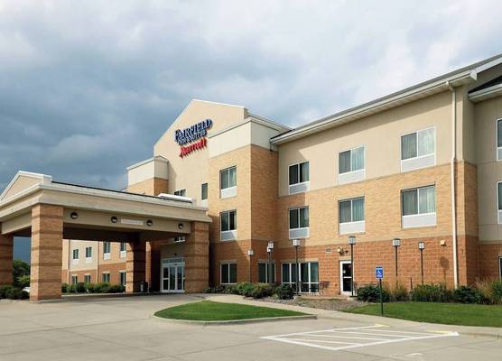 Fairfield Inn & Suites Des Moines Airport 1