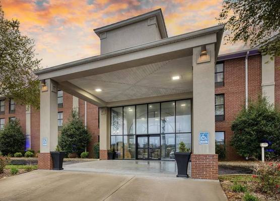 Best Western Lake Cumberland Inn 1