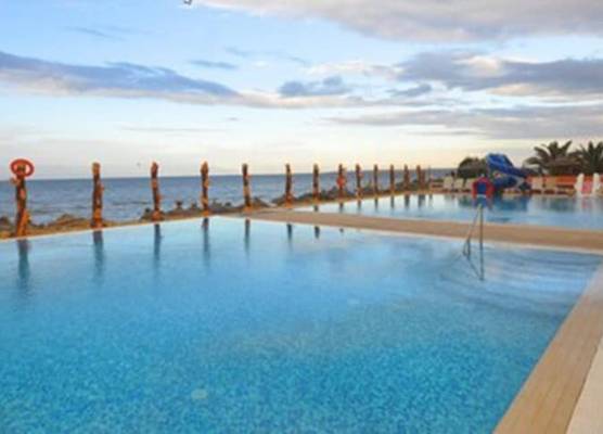 Palmyra Holiday Resort & Spa 1