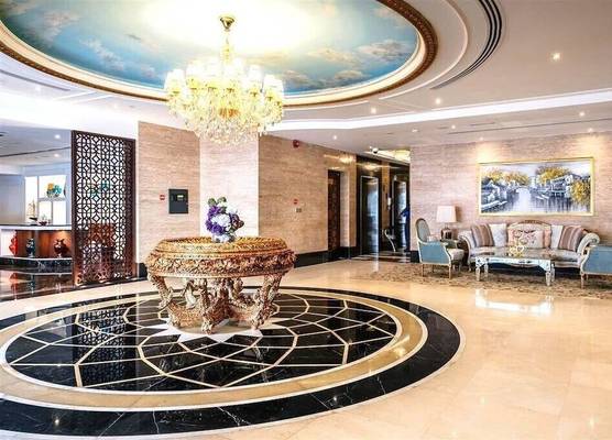 Crystal Plaza Al Majaz Hotel 1
