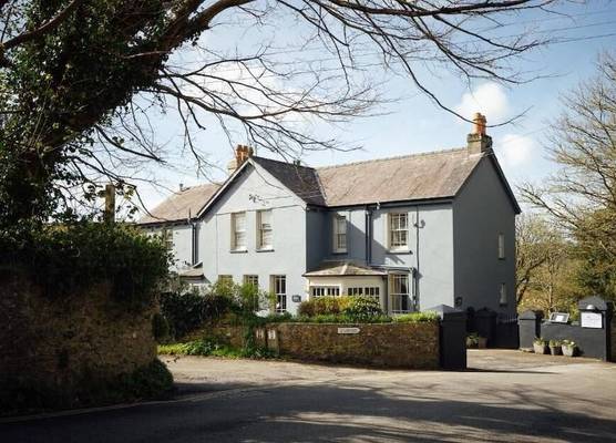 Castlemead Country House By The Sea 1