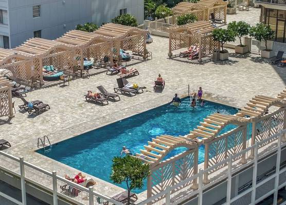 Skyline Island Colony Hotel 1