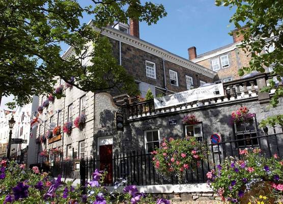 Best Western Moores Central Hotel 1