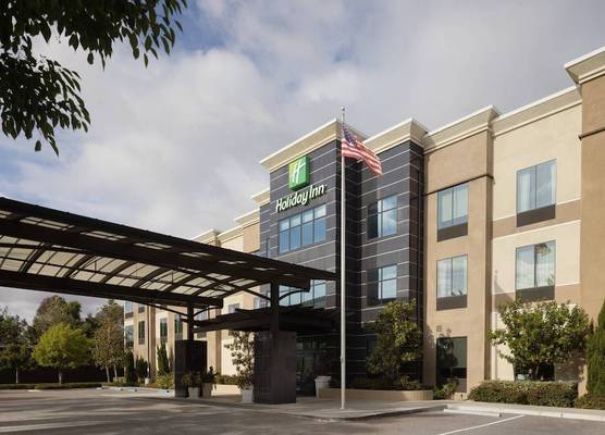 Holiday Inn CARLSBAD - SAN DIEGO by IHG 1