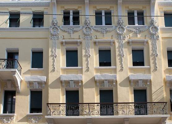 Trieste 411 e Trieste 411 II - Rooms & Apartments 1