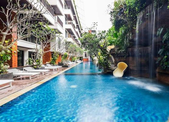 Jambuluwuk Oceano Seminyak Hotel 1