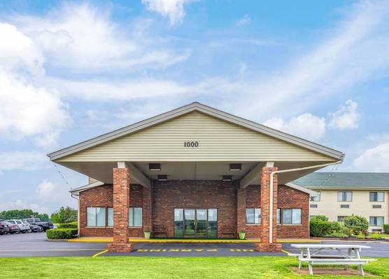 Super 8 by Wyndham Henrietta/Rochester Area 1