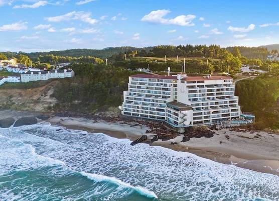 Inn at Spanish Head Resort Hotel 1