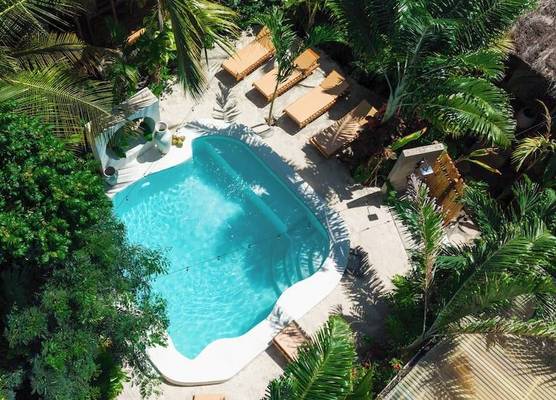 THE GARTEN LIVING HOTEL 1