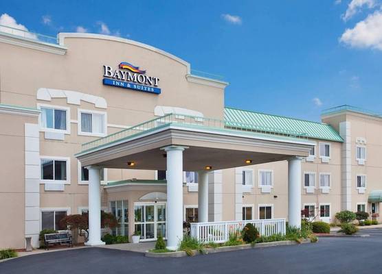 Baymont by Wyndham Dale 1