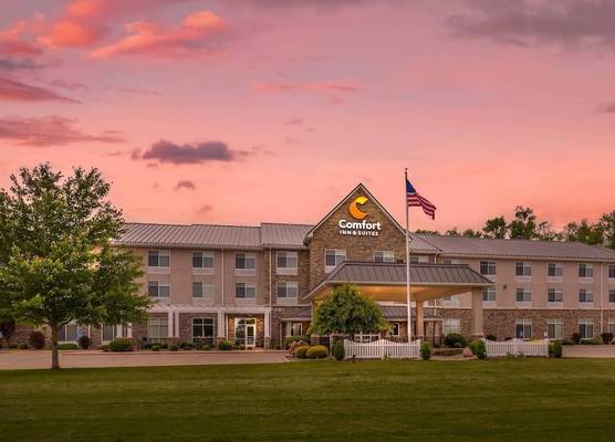 Comfort Inn & Suites Dover 1