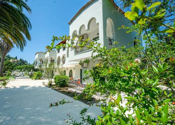 Vassilis Paradise Garden Aparthotel 1