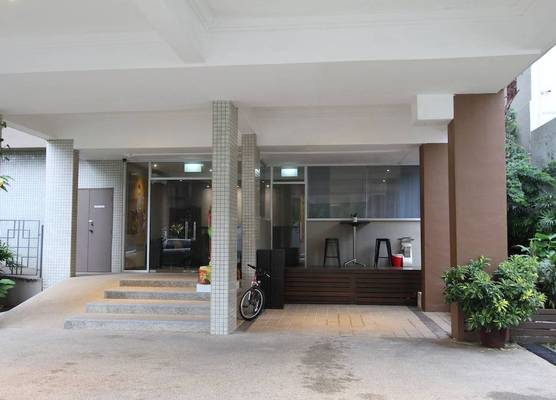 Greatwood Residence at Devonshire 1