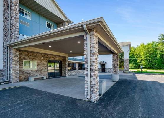 Comfort Inn & Suites Weston - Wausau 1