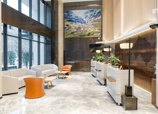 Atour Hotel Chongqing Jiefangbei 1