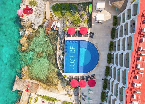 Hotel B Cozumel 1