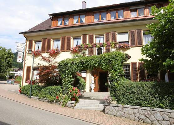 Landhotel Salmen 1