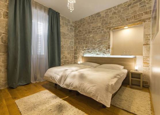 Tifani Luxury Rooms 1