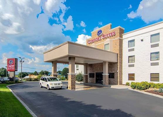 Comfort Suites Knoxville Airport 1
