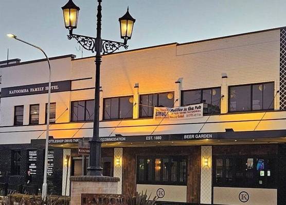 Katoomba Hotel 1