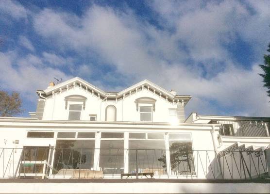 OYO Inglewood Palm Hotel, Abbey Sands Torquay 1