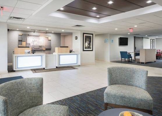 Holiday Inn Express LOUISVILLE NORTHEAST by IHG 1