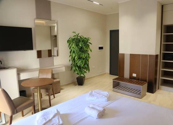 Anchor Luxury Rooms 1