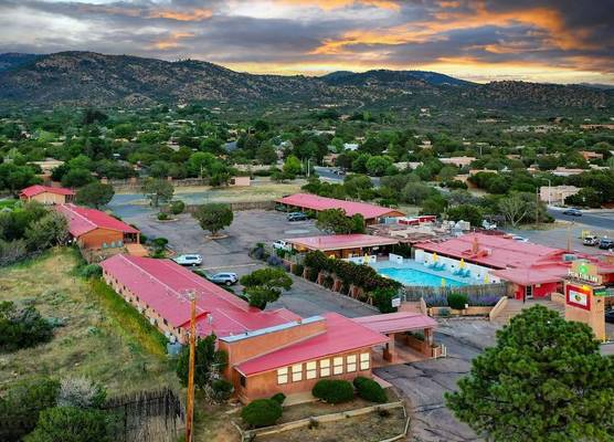 Pecos Trail Inn 1