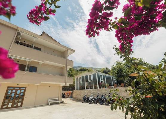 Voyage Villa 1
