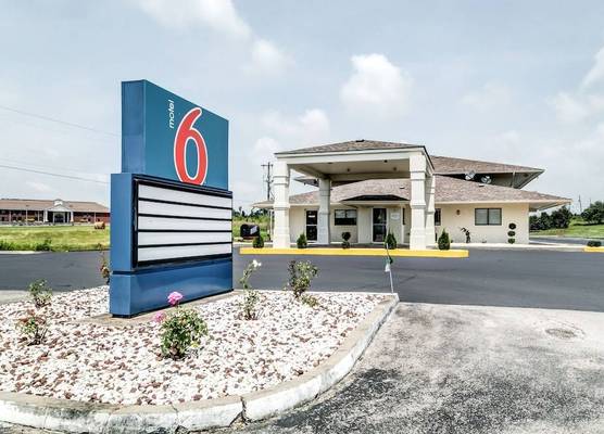 Motel 6 Berea, KY 1