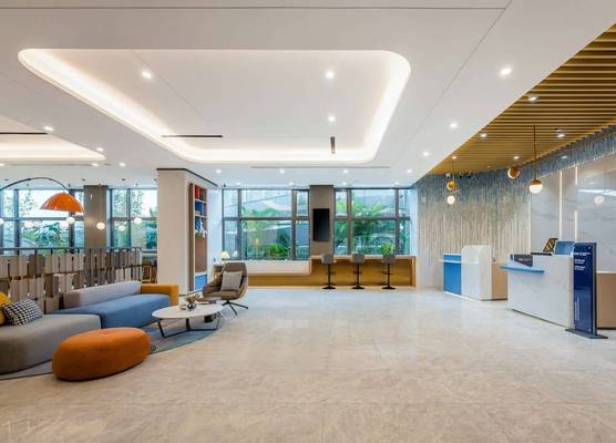 Holiday Inn Express Jiangmen East Station by IHG 1