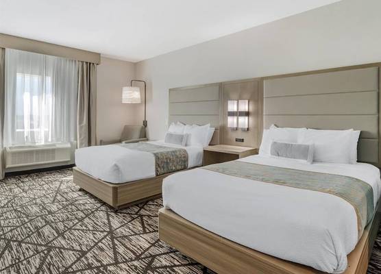 Best Western Plus Mid County 1