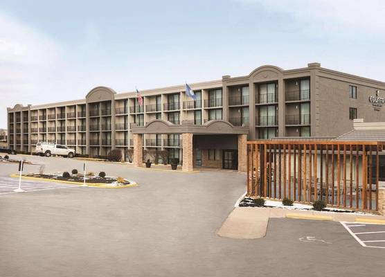 Country Inn & Suites by Radisson, Erlanger - Cincinnati South 1